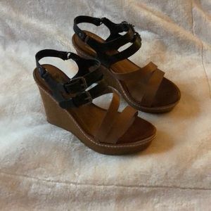 Dolce vita wedge sandals